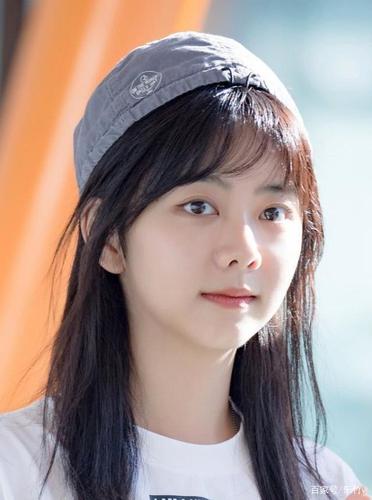 圆脸女孩代表谭松韵