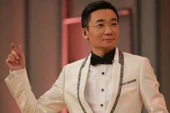 主持人高博图片 中央电视台主持人高博图片