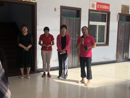 小关镇妇联主席李雅洁从镇政府的角度对龙门村绿城妈妈的成功案例
