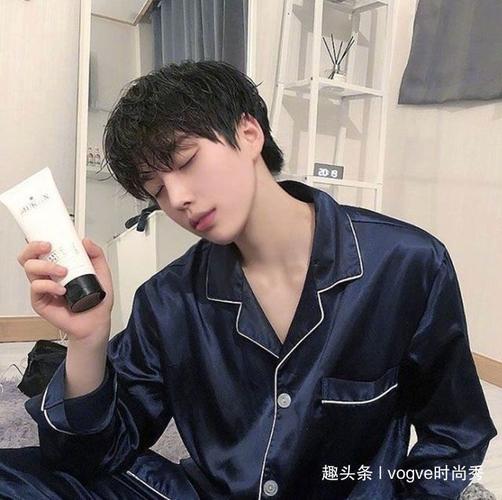 女生剪男生的发型会怎样?帅起来没男孩什么事了!