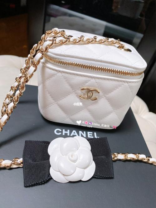 chanel 白色山茶花小盒子_山茶花_香奈儿怎么样_夏天去哪玩_仙女