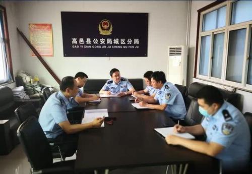 夏县公安交警对过境"两客一危一货"整治活动