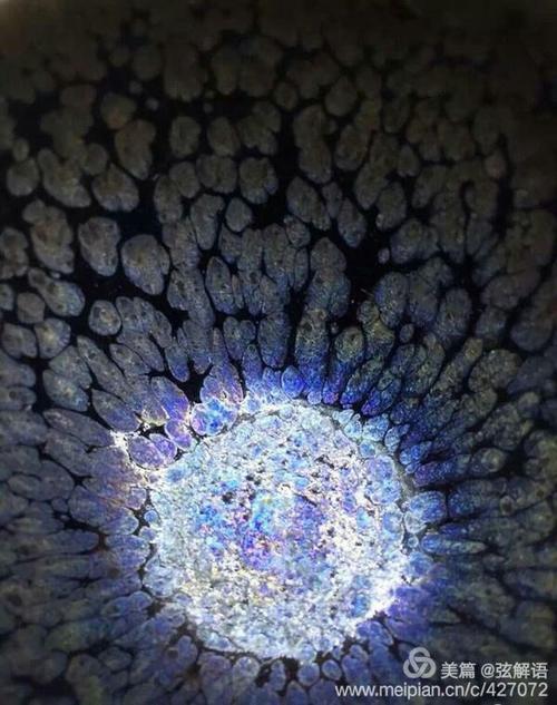 建盏品质似幽兰,养出七彩蛤蜊光