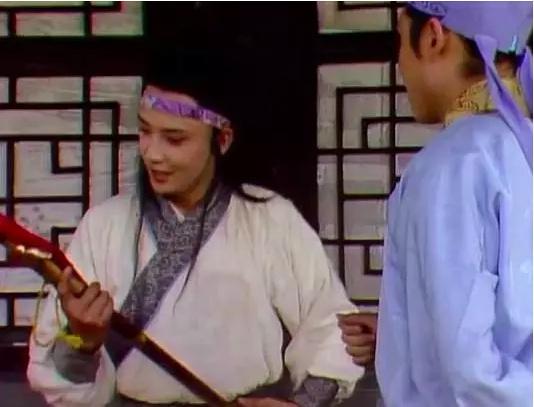 《红楼梦》里有情痴,情痴之一便是冷面二郎柳湘莲.