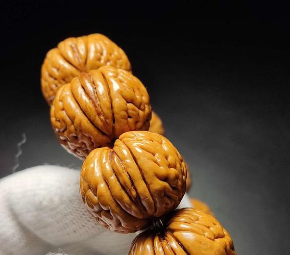 桃核盘玩后重量突然增加这其中的奥妙其实大部分都是"