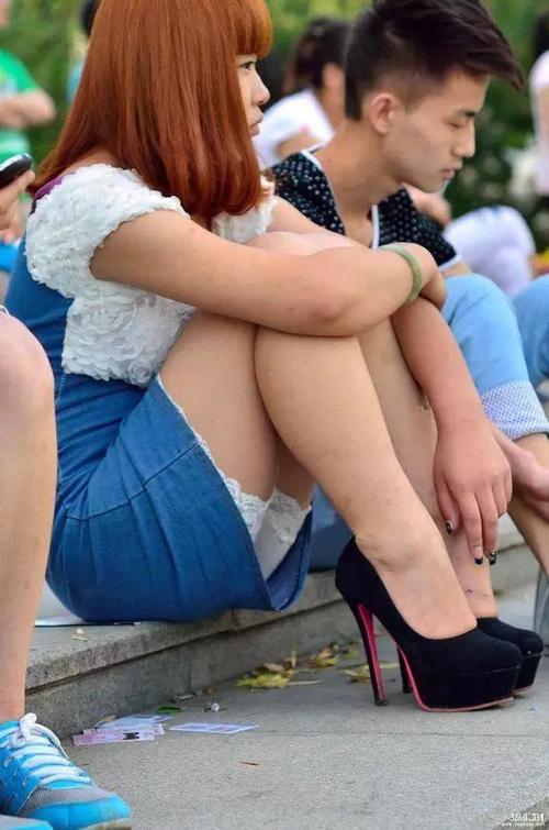 当发现女孩裙底是安全裤的时候,你是什么表情