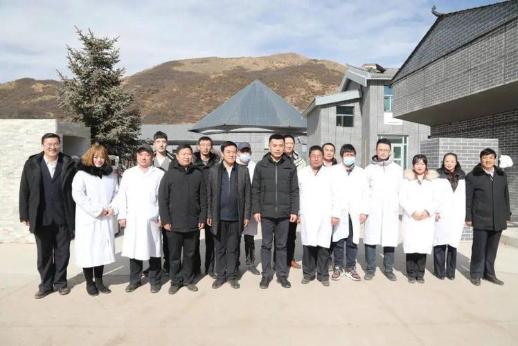 刘超副省长慰问省牦牛繁育推广服务中心干部职工