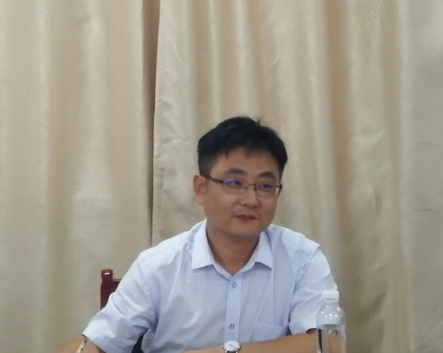 推进,集思广益,共筑美好丁营,10月4号下午,丁营乡人民政府乡长崔朝辉