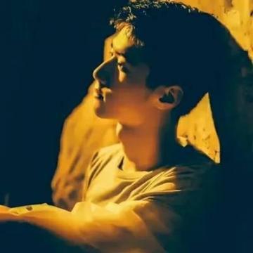 2019抖音流行图片头像男阳光少年 逐梦的路上每一缕阳光都很温暖