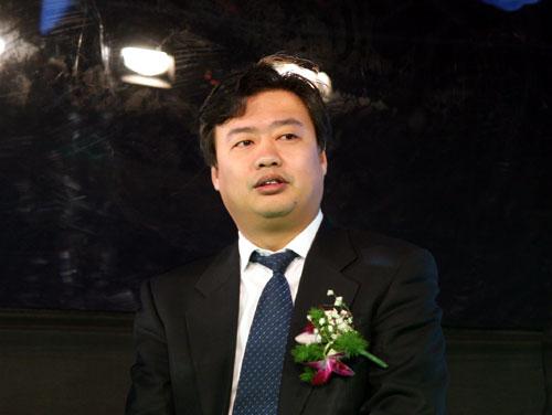 方正科技余浩