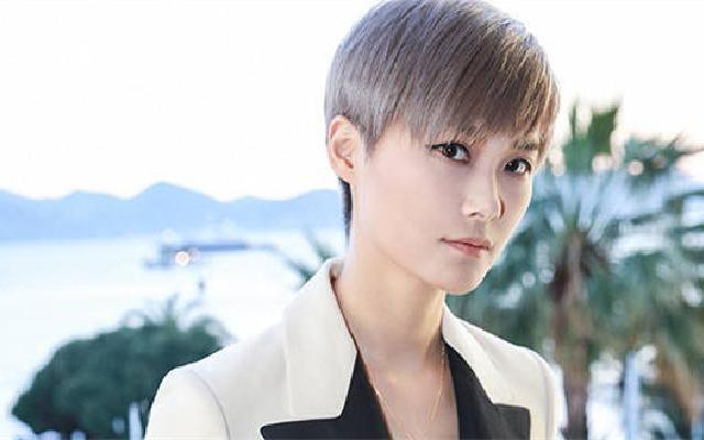 蓝朋友报到:李宇春工作室就节目中遇袭发声:将加强各项措施