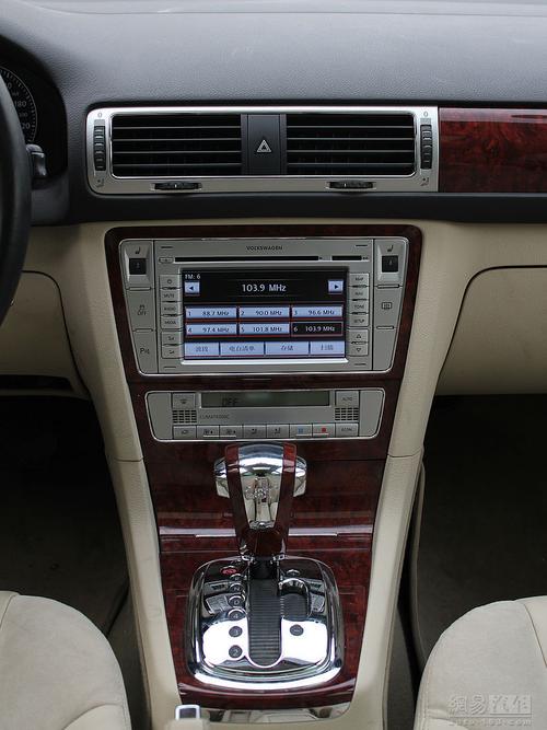 passat新领驭 2009款 1.8t 自动尊杰型