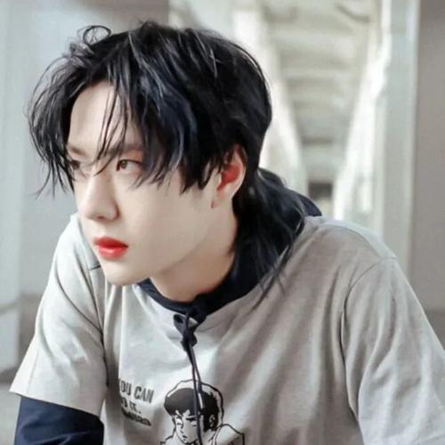 【头像】王一博