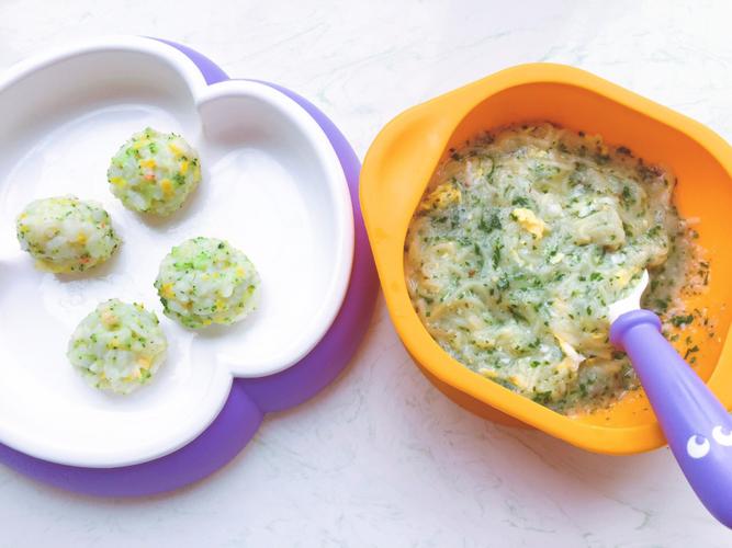 朱蒂的辅食日记 芋头泥拌菜心鹌鹑蛋面 虾滑饭团