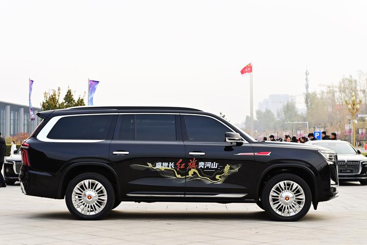 红旗ls7实车曝光或搭自主研发v8发动机真国产旗舰