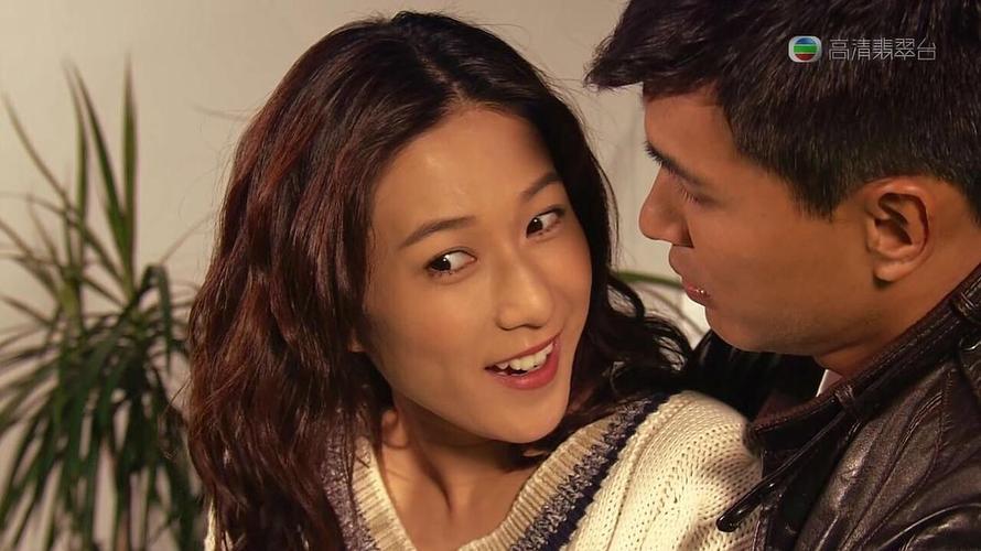 鹏欣我觉得陈展鹏最入戏的就是跟钟嘉欣拍巨轮