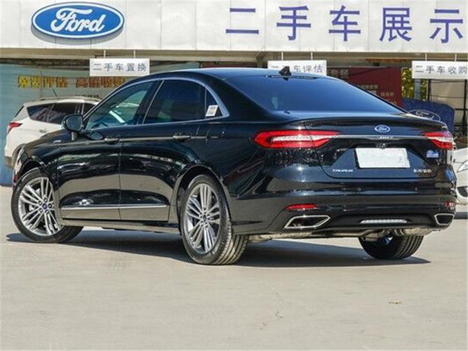 福特金牛座:车长超5米入门245马力,20.29万还惦记啥亚洲龙?