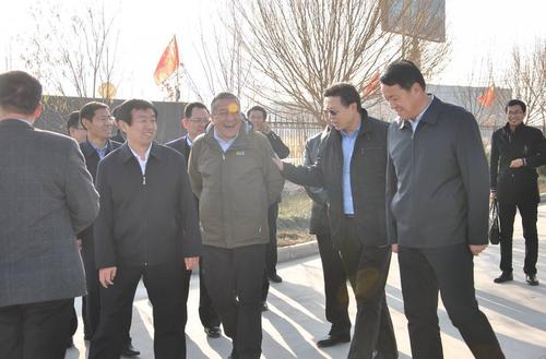 日照市齐家滨市长一行莅临新疆五征绿色农业公司调研指导