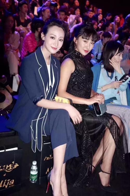 mija台湾女神徐洁儿为杭州设计师演绎春梦