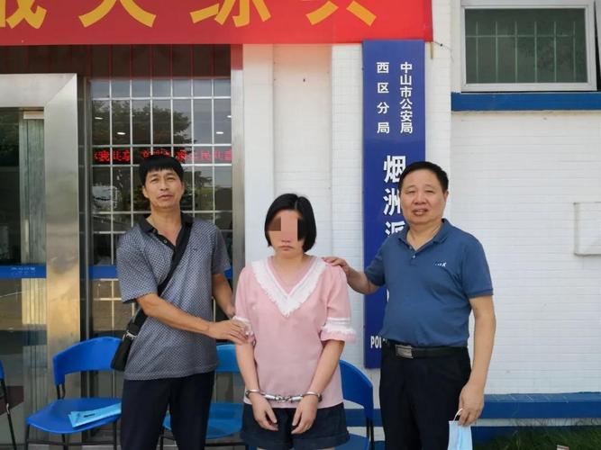 高州两女子这么靓,竟然干这个.