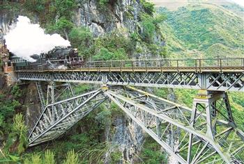 滇越铁路"人字桥".吴  宇  摄