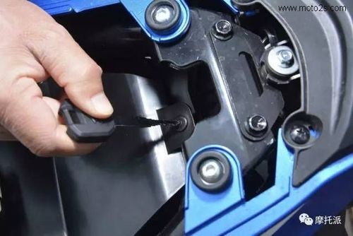 豪爵铃木gsx250r abs首测报告