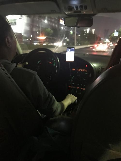 爱评车-【滴滴打车打来了一台萨博9-5】