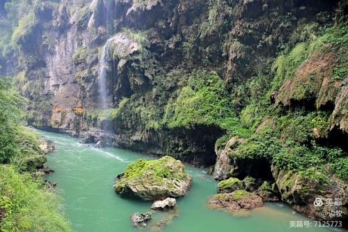 多彩贵州行-游马岭河峡谷景区