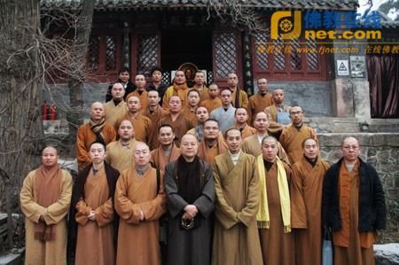 杭州市佛教协会会长光泉法师率团参访北京龙泉寺