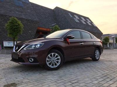 2016新轩逸智享版 摩卡棕 提车作业 认证贴