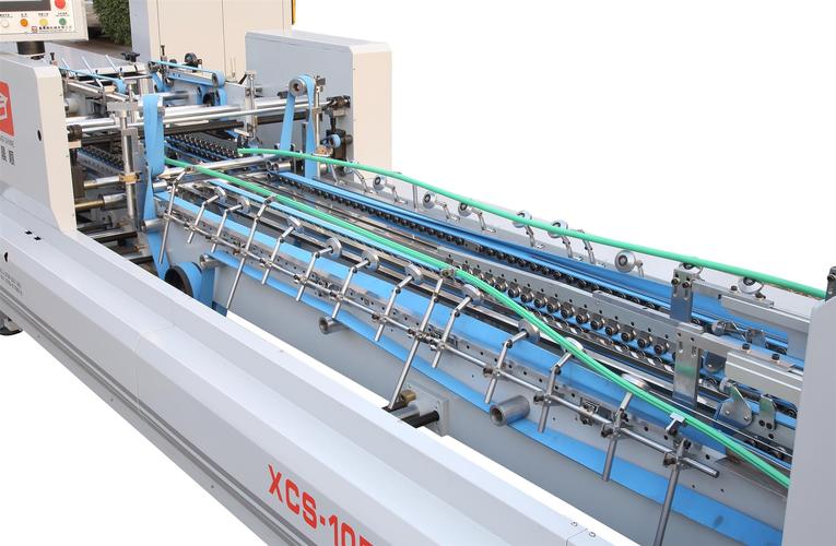 鑫晨顺800pc四折糊盒机,全自动高效勾底糊盒机