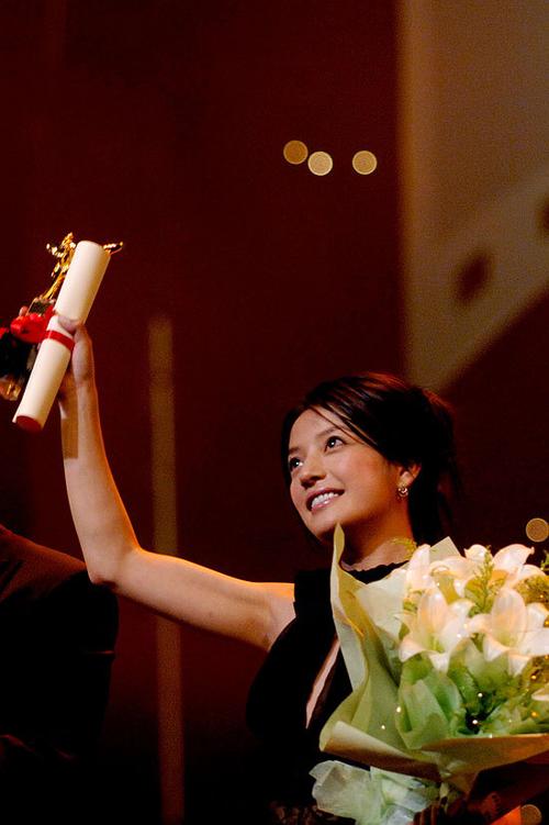 《玉观音》由于有过孙俪版电视剧,加上许鞍华导演与岸西编剧将海岩