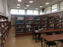 温州肯恩大学图书馆  [4] 以服务师生的学习,教学,科研为图书馆的馆藏