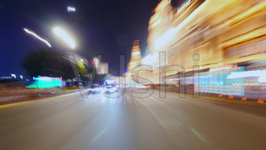 4k原创)繁华城市夜景上海外滩车流延时