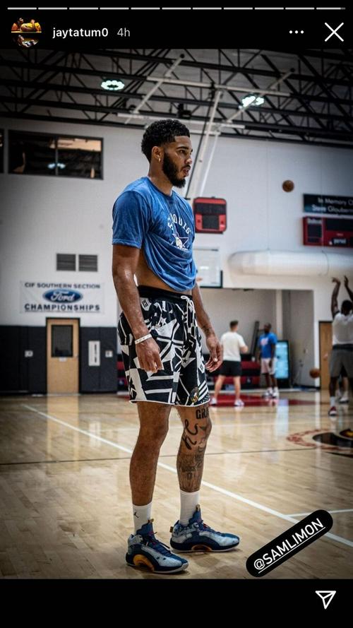 北京时间9月1日,凯尔特人当家球星杰森-塔图姆更新社交媒体,晒出一张