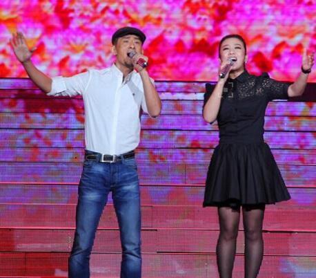 【图】阿宝张冬玲结婚照曝光 揭秘张冬玲整容前后对比照