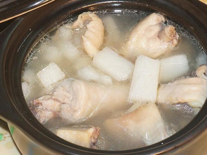 山药鸡腿汤