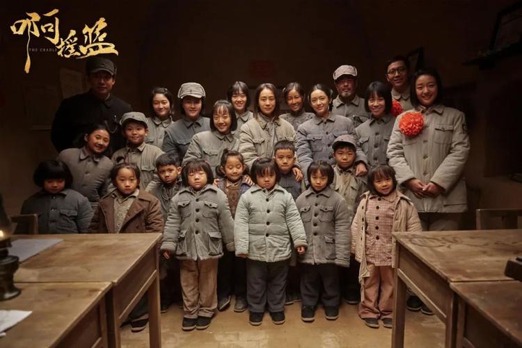 是的啊摇篮里的丑妈妈们才叫平凡而伟大