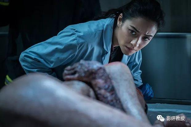 停尸房里的两位美女