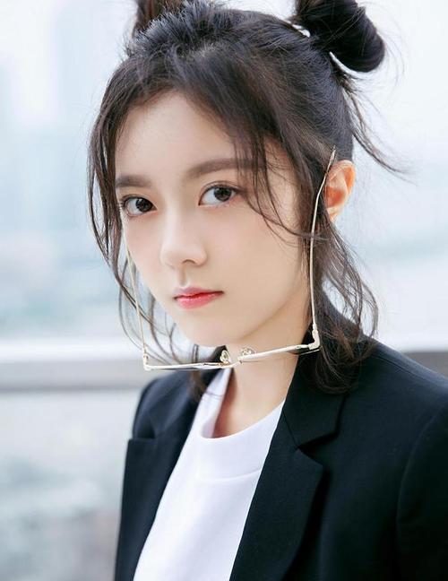 现代装女星颜值担当壁纸图片