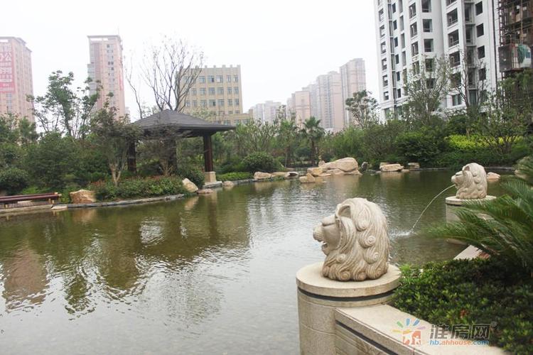 港利上城国际小区实景  (图片来源:淮北房地产交易网)