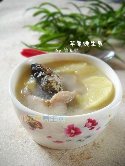 苹果炖生鱼_生鱼