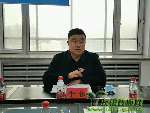 中心>政府信息公开>办事服务>政民互动>专题专栏>视觉友谊> 李伟强调