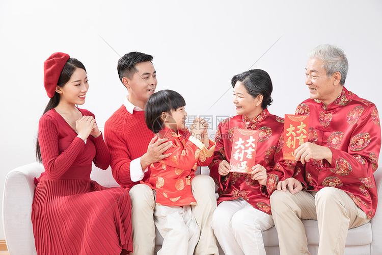 照片 人物情感 新春拜年全家福照片.jpg 860_573