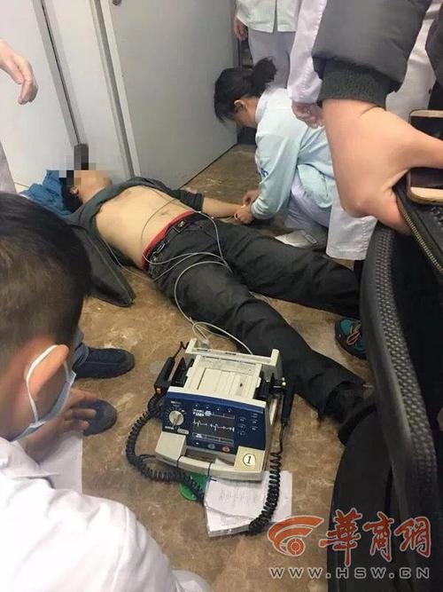 男子在医院急诊室突发急性心梗猝死 护士就地徒手心肺复苏成功