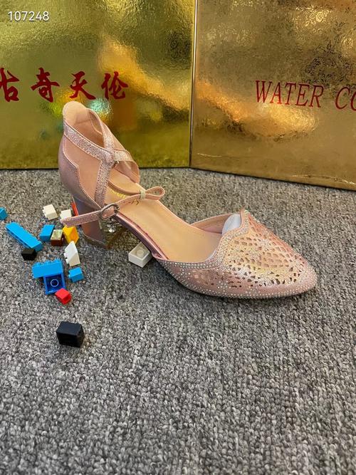 温州尾货精品女鞋批发杂款时装单鞋高跟鞋低价清仓