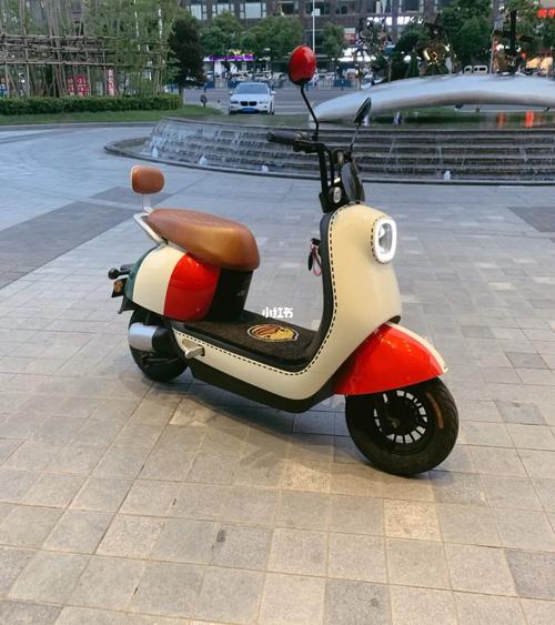 雅迪q601复古小电动