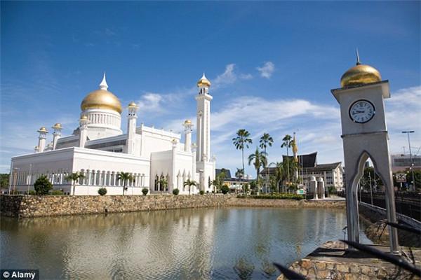 文莱国王禁止民众过圣诞节称这样将损害穆斯林的信仰