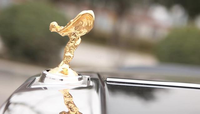 劳斯莱斯车标qq头像和劳斯莱斯车标很像的车