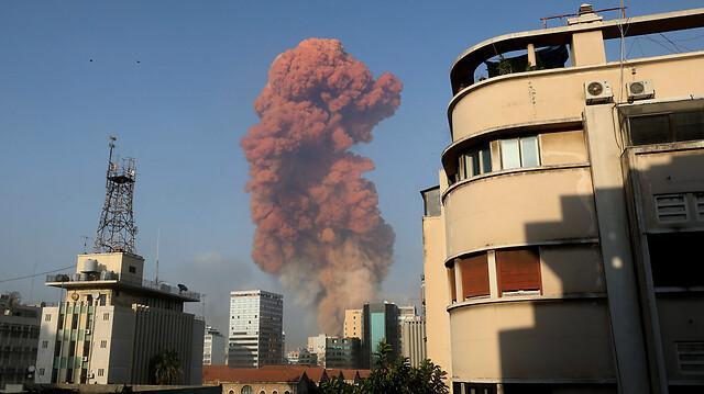 黎巴嫩贝鲁特大爆炸现场 蘑菇云腾空而起